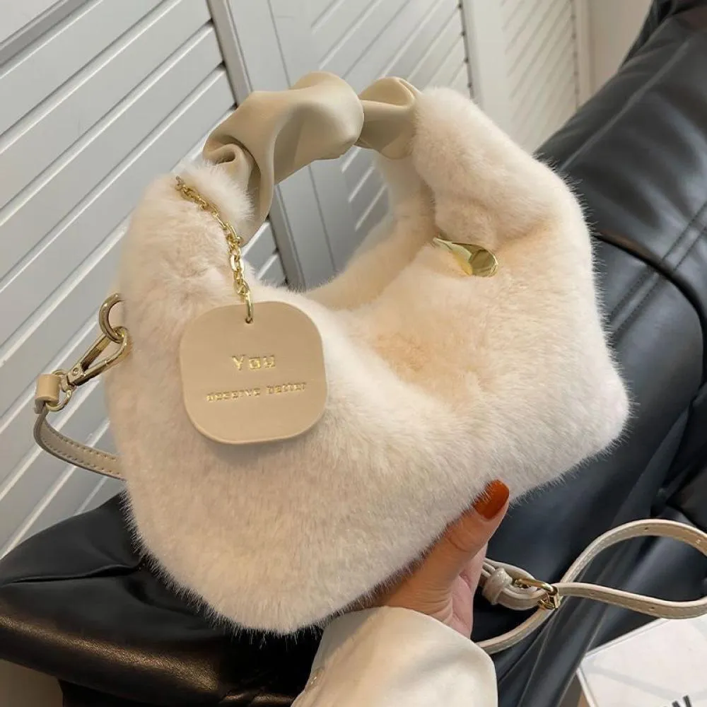 Fashionable Fluffy Handbag Purse